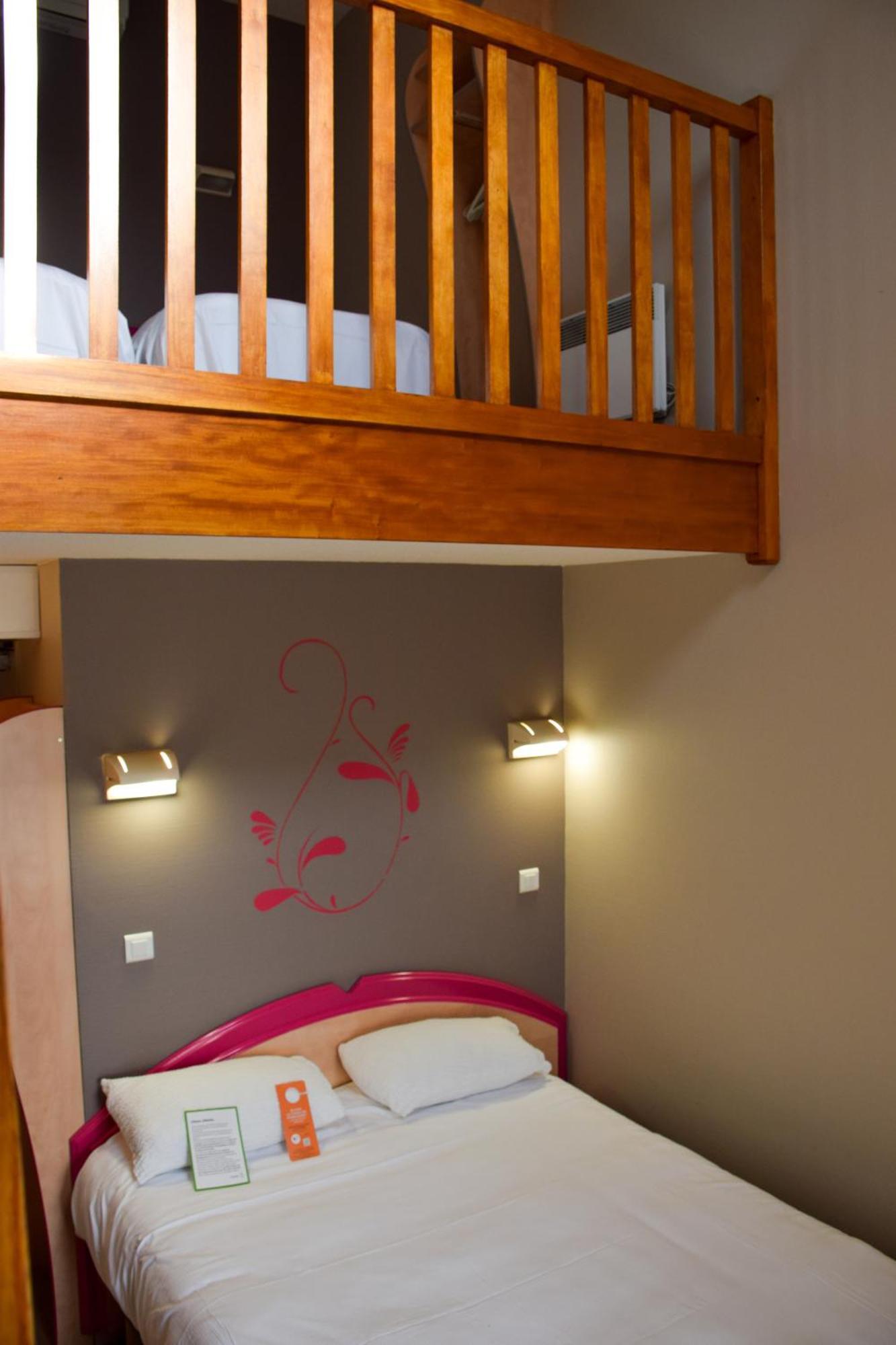 B&B Hotel Aurillac Le Lioran Exteriör bild