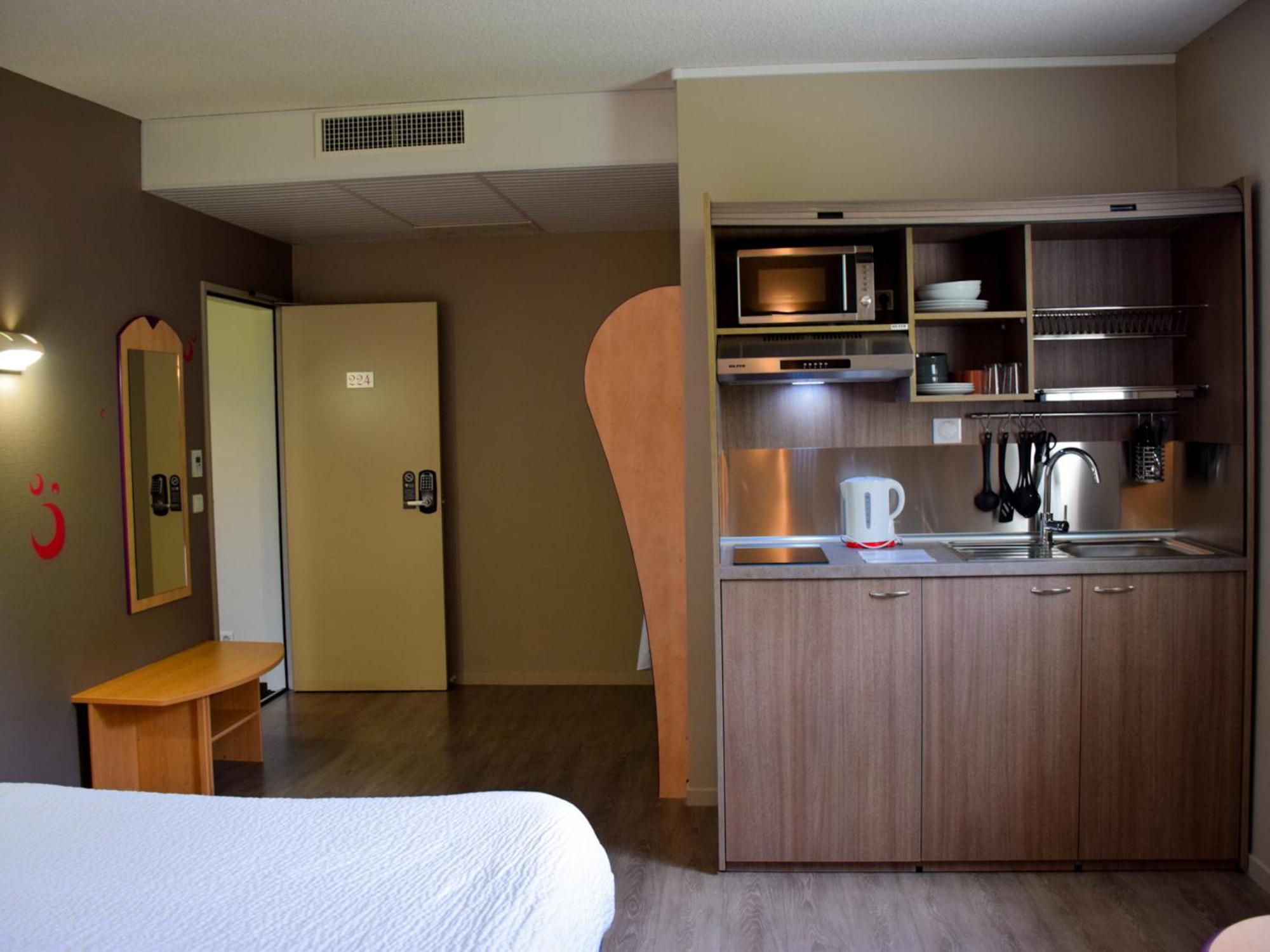 B&B Hotel Aurillac Le Lioran Exteriör bild