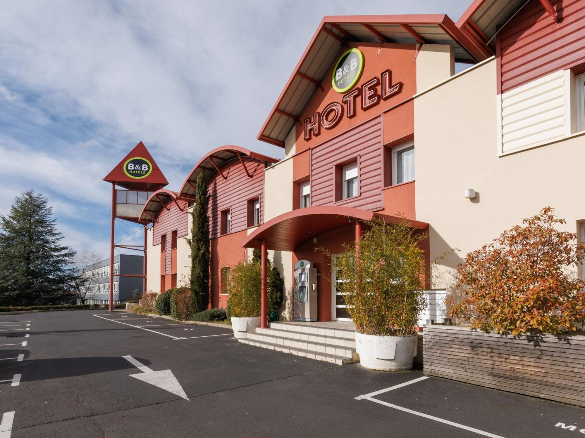 B&B Hotel Aurillac Le Lioran Exteriör bild